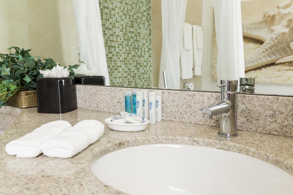 C Ocean Rentals At Strand Ocean Drive (Adults Only) Miami Beach Exteriör bild